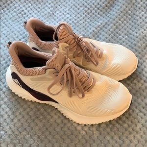 Adidas alphabounce shoes